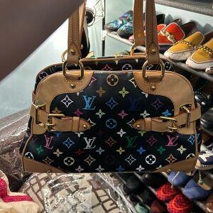 Louis Buitton Tote.